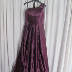A-Line/Princess Satin Ruffles One Shoulder Floor-Length Prom Dress Purple Sz. 4